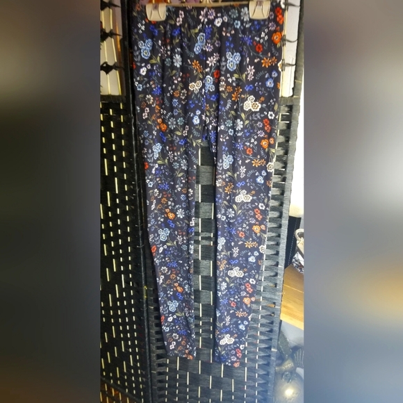Navy floral pattern leggings - Picture 1 of 2